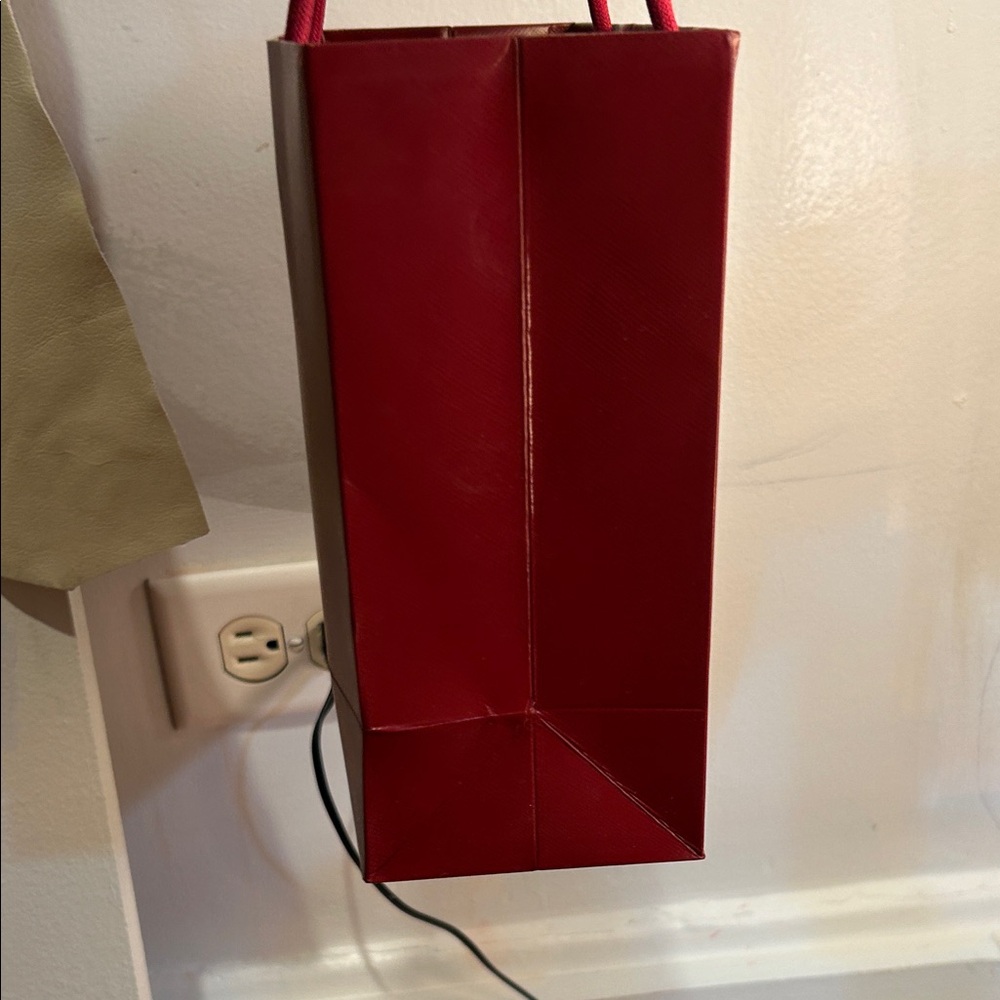 Cartier Crimson Textured Handbag - Picture 3 of 6